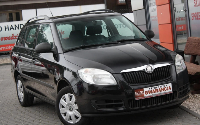Skoda Fabia cena 14900 przebieg: 163000, rok produkcji 2009 z Lubycza Królewska małe 379